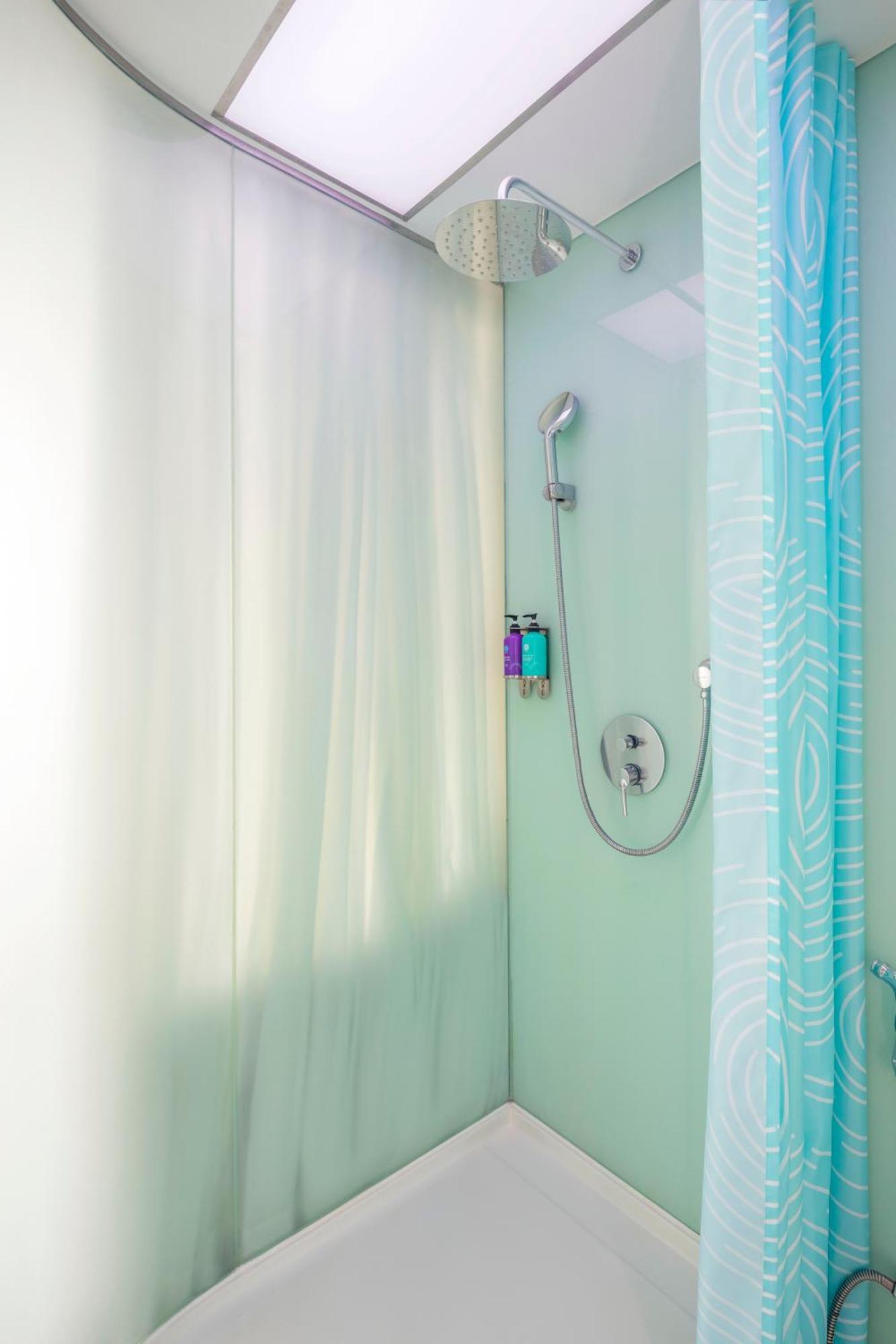 Tru By Hilton Bac Giang City Centre Εξωτερικό φωτογραφία